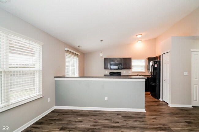 Building Photo - 8520 Gold Rush Way