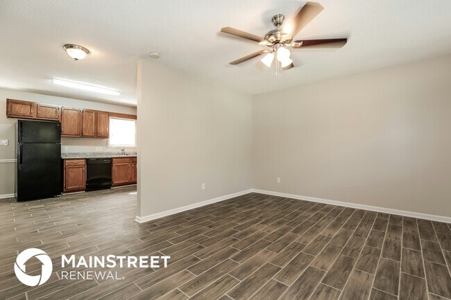 Foto del edificio - 108 Hidden Hills Dr