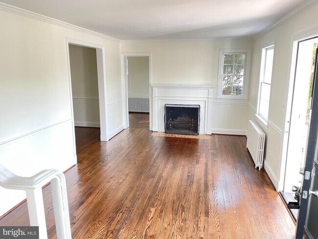 Foto del edificio - 5417 Hillery Way