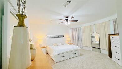 Building Photo - 1200 Jasmine Vw Ln