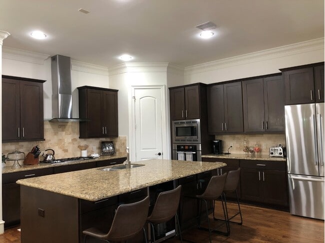 Foto del edificio - 5605 Maxie St