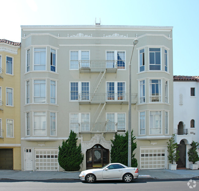 Building Photo - Pierce Apartments