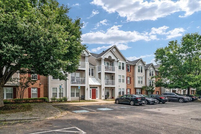 Foto del edificio - Piney Orchard Condo