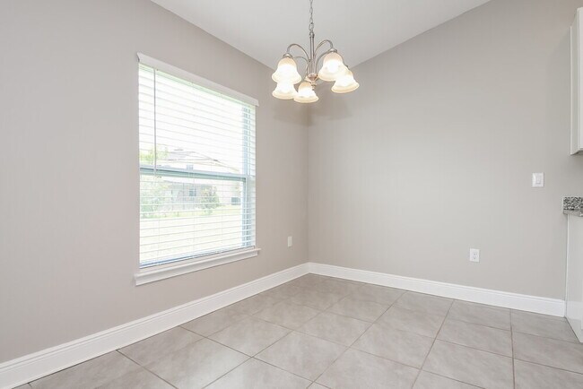 Foto del edificio - 412 Bloomfield Dr
