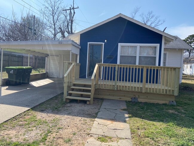 Building Photo - 112 S 9th St