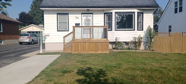 Building Photo - 360 Avondale Rd