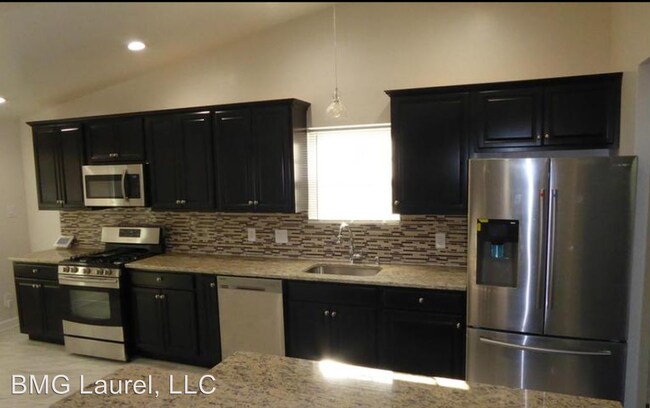 Foto del edificio - 4 br, 3 bath House - 110 Point Pleasant Road