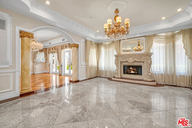 Foto del edificio - 11244 Briarcliff Ln