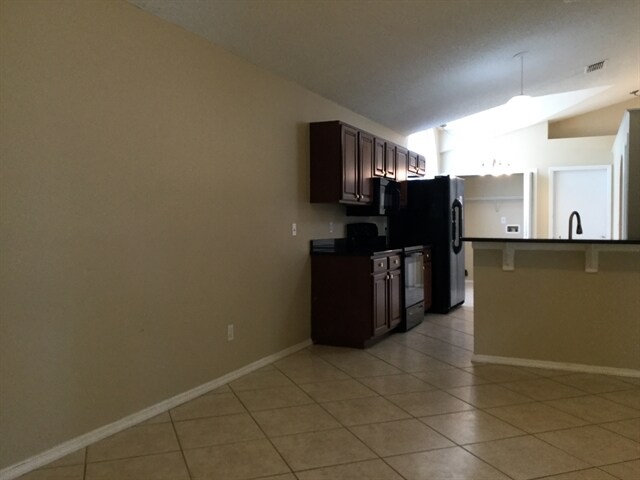 Foto del edificio - 11040 Fairhaven Way