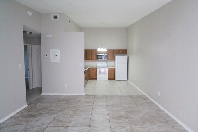 Foto del edificio - Updated 2-Bedroom Apartment with Private Patio and Move-In Special! –1/2 Off First Month Rent!