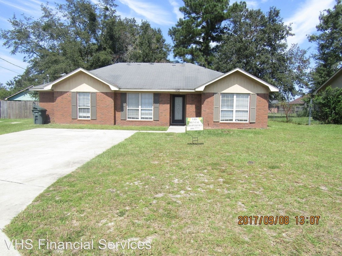 1312 Crossgate Ct, Hinesville, GA 31313 House Rental in Hinesville