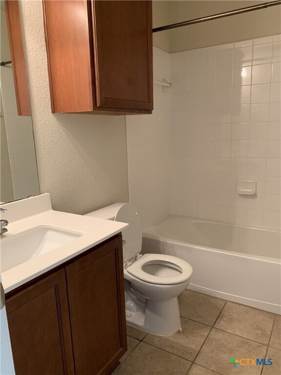 Foto del edificio - 5331 Dauphin Dr