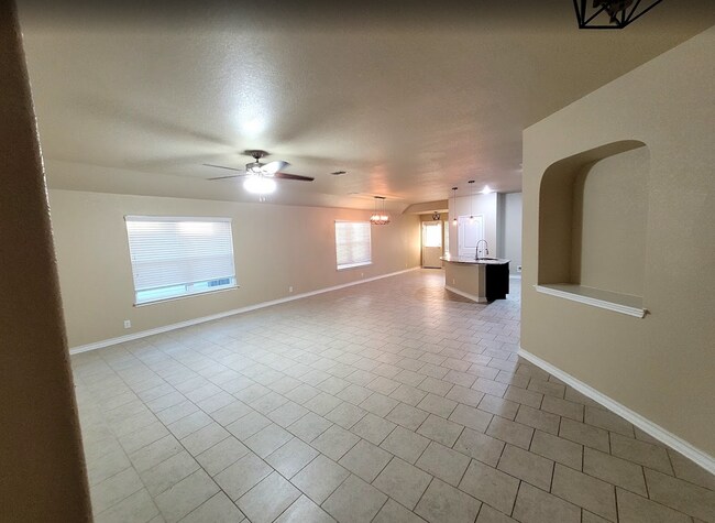 Building Photo - 8745 Ironwood Hill