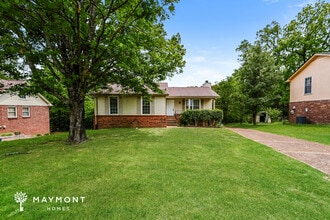 Building Photo - 632 Cedarmont Dr