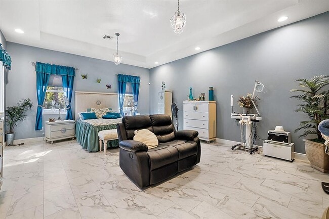 Building Photo - 4562 SE 136th Ln