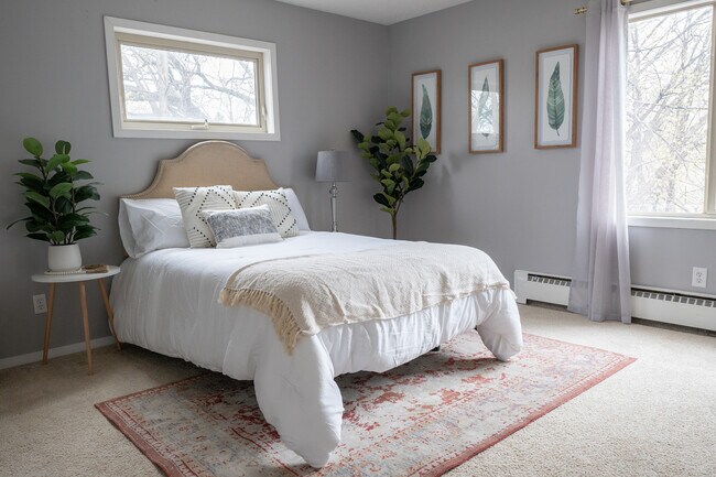 Foto del edificio - 5136 Hiawatha Ave