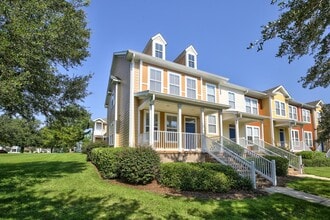 Building Photo - 4150 Four Oaks Blvd