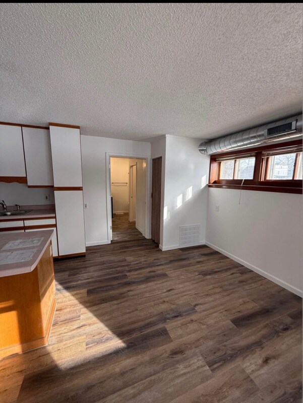 Foto del edificio - 11074 35th St N