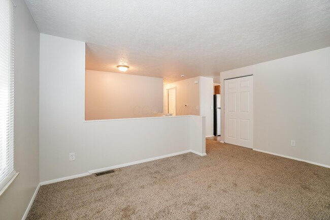 Foto del edificio - 3137 Dewbourne Dr