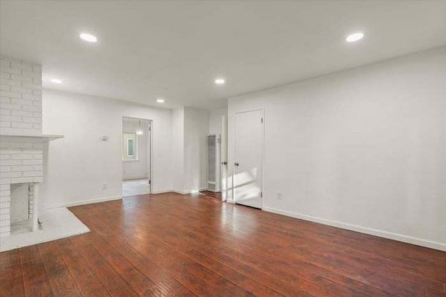 Photo - 480 California St Apartment