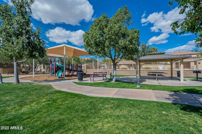 Building Photo - 10325 W Sands Dr