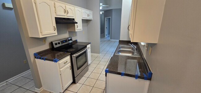 Foto del edificio - 6761 Whitten Pine Dr