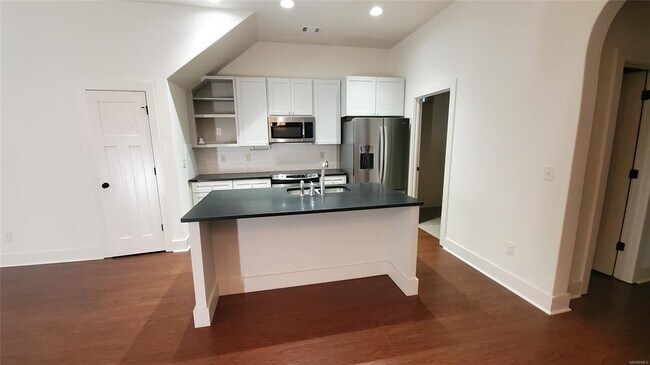 Foto del edificio - 7921 Tavistock St