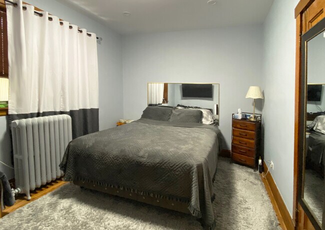 Bedroom 1 - 5324 W Pensacola Ave