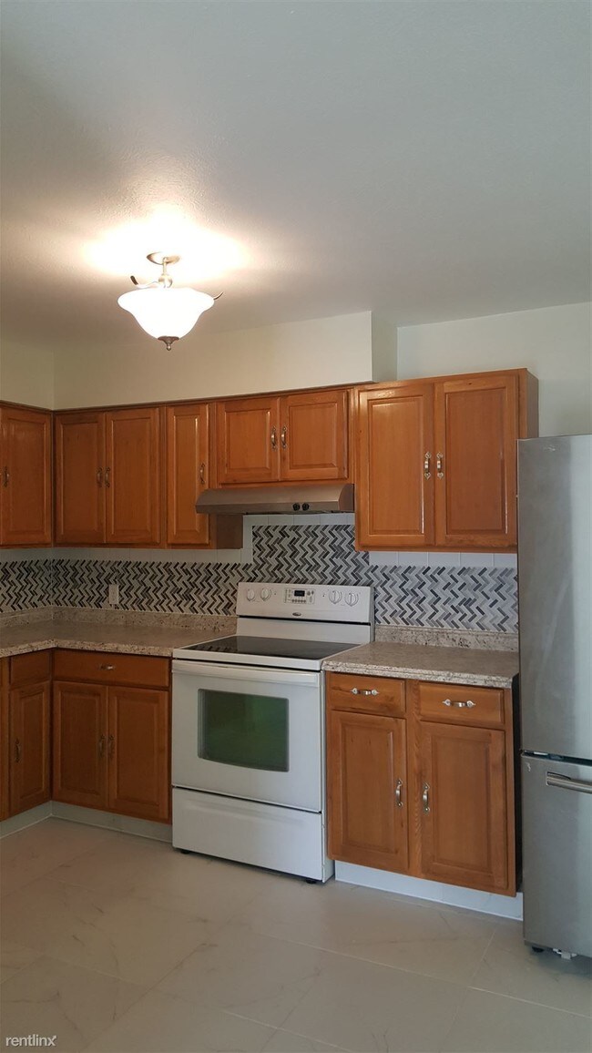 Foto del edificio - 4 br, 2 bath House - 906 W Prairie St