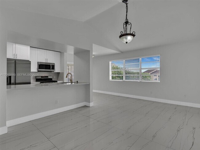 Foto del edificio - 15325 SW 106th Terrace