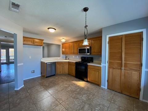 Building Photo - 5734 Vandalia Trail