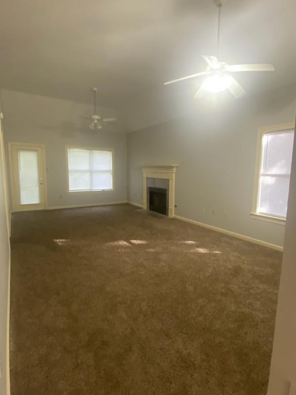 Building Photo - 692 Walnut Valley Ln