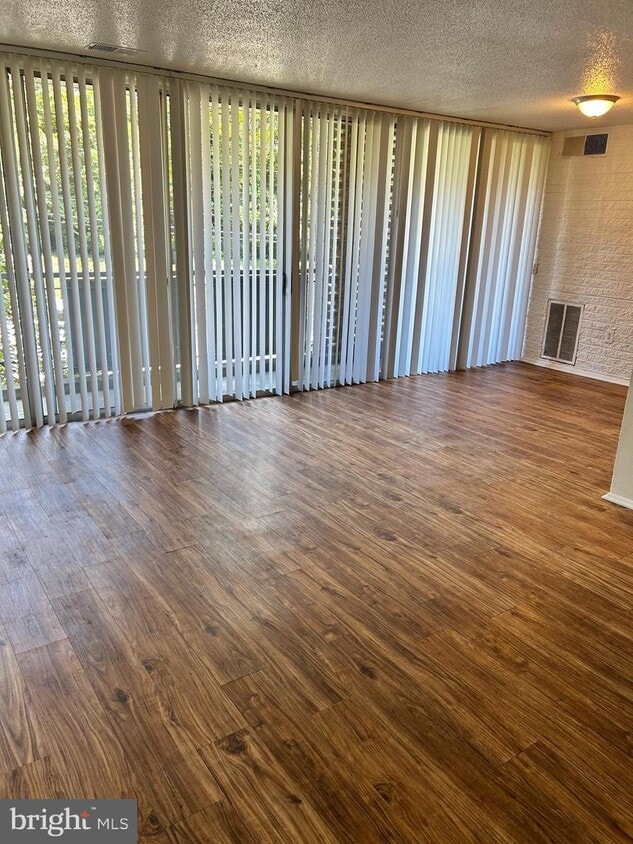 1832 Metzerott Rd Unit 208, Adelphi, MD 20783 Room for Rent in