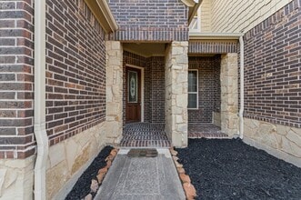 Building Photo - 9615 Eden Ridge Ln