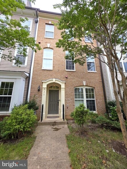 Building Photo - 218 Shields Rd