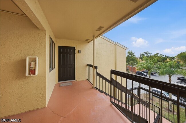 Foto del edificio - 2925 Winkler Ave