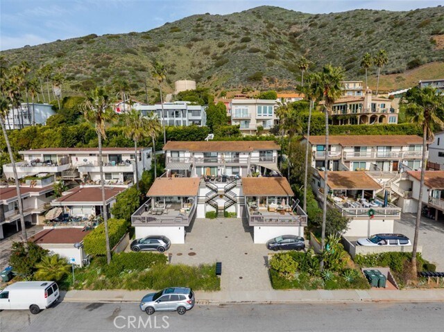 Foto del edificio - 11813 Ellice St