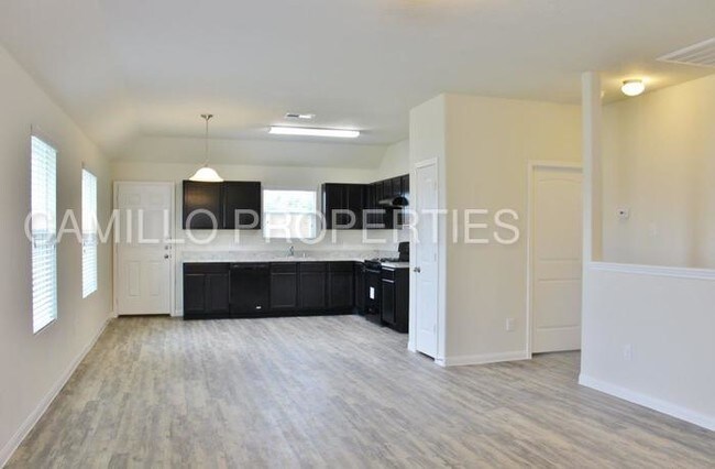 Foto del edificio - 12434 Sunset Ridge Lane