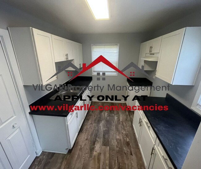 Foto del edificio - This awesome home! 2 beds, 1 bath, slab in...