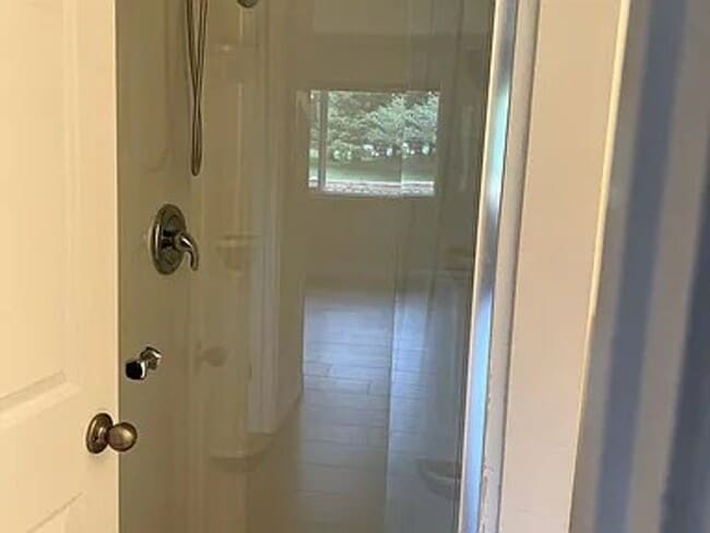 Foto del edificio - Fenced corner lot centrally located 2 bedroom 1 bath House