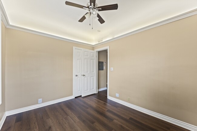 Building Photo - 2510 Magnolia Ave