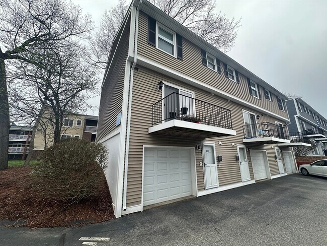 Foto del edificio - 1225 Pawtucket Blvd