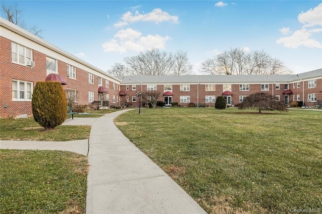 Photo - 15 Winchester Ave Apartment