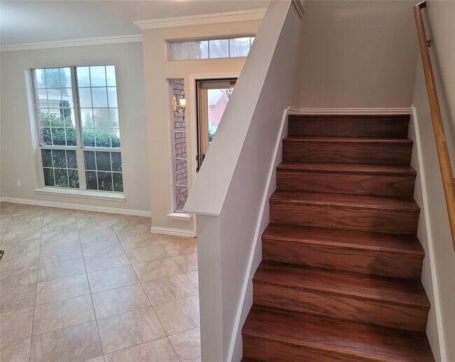 Building Photo - 8328 Riversprings Dr
