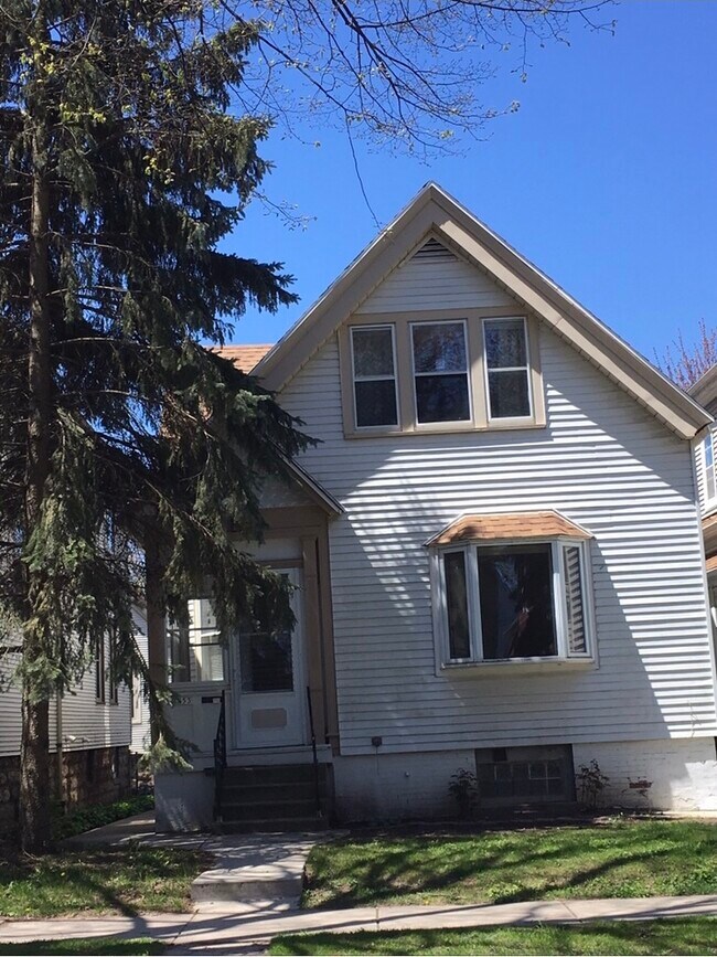 Building Photo - 3453 N Newhall St