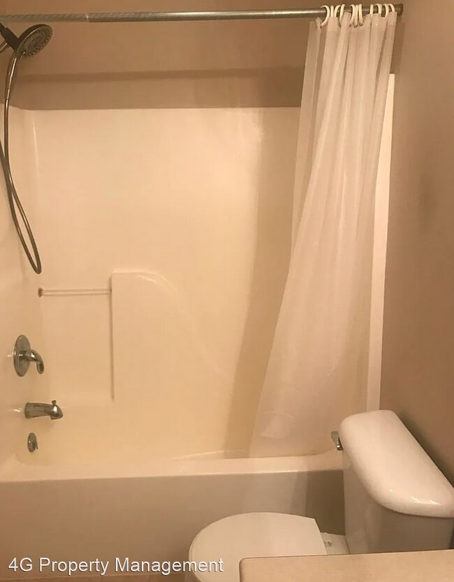 Foto del edificio - 3 br, 2 bath House - 521 Green Tree
