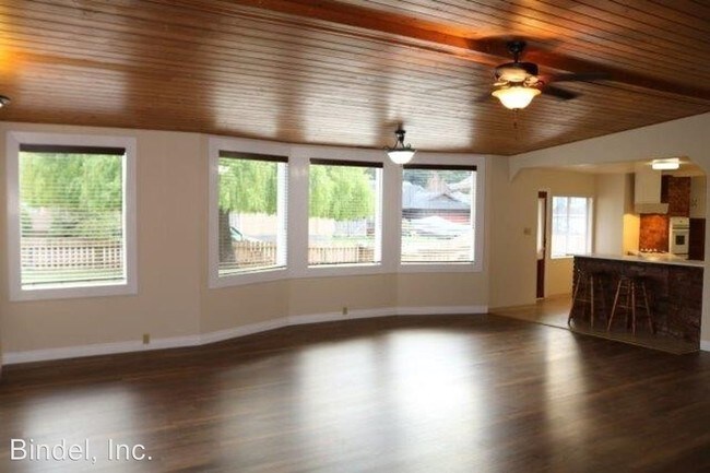 Building Photo - 3 br, 2 bath House - 2085 Fern ST