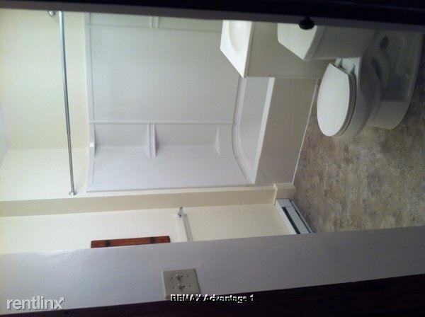 Foto del edificio - 2 br, 1 bath Apartment - 82 Tower St
