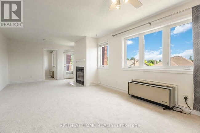 Building Photo - 195 Lake Driveway W