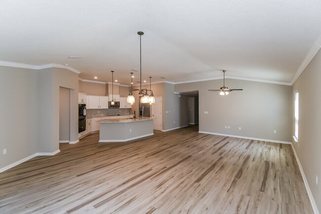 Building Photo - 12410 Sea Island Dr